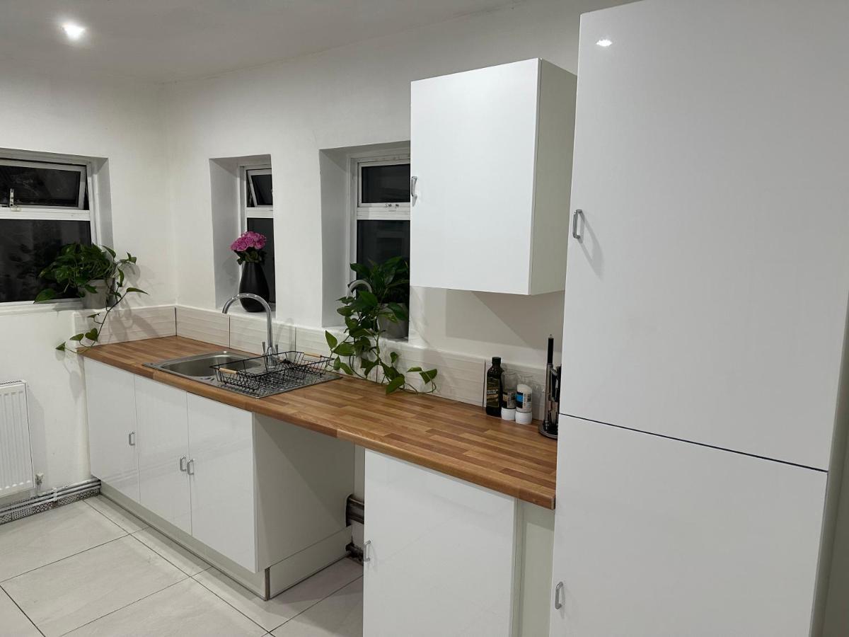 Luxury Apartment On Anfield Liverpool Luaran gambar