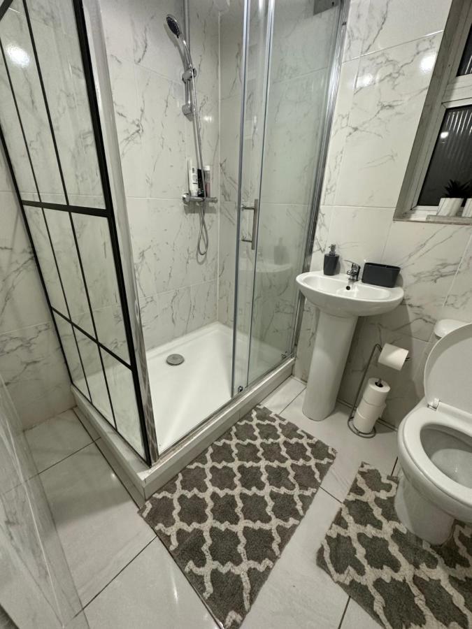 Luxury Apartment On Anfield Liverpool Luaran gambar